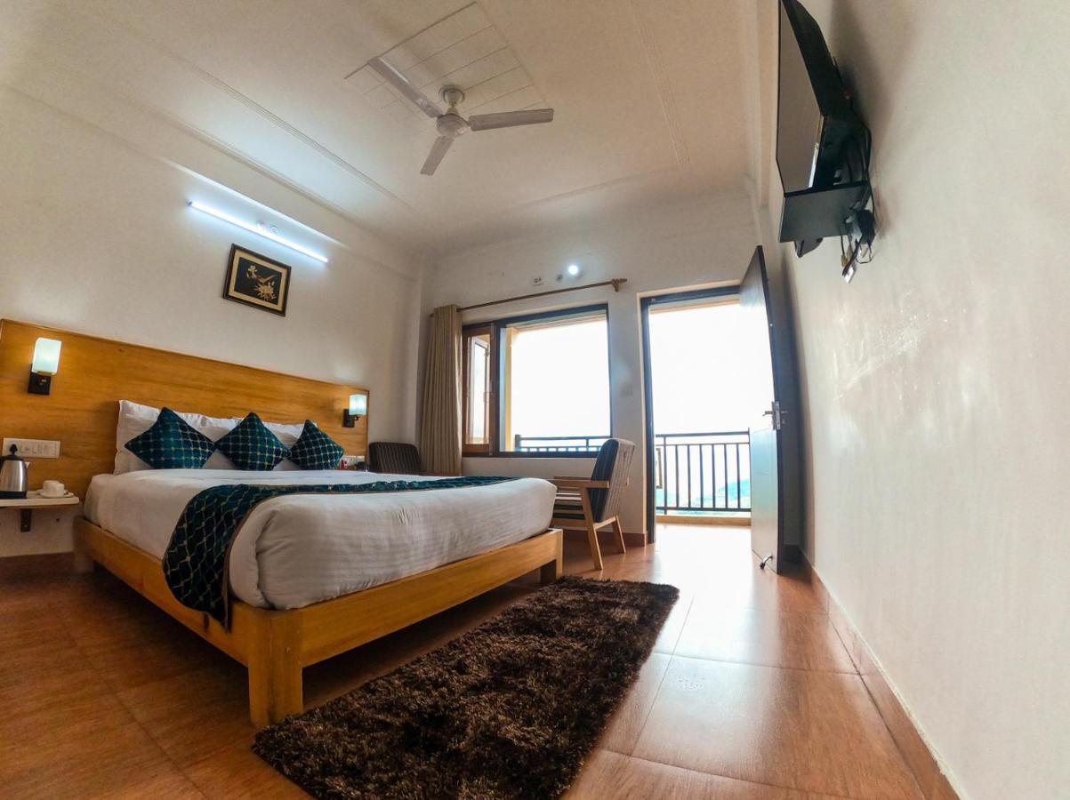 Aeradyo Inn Алмора Екстериор снимка