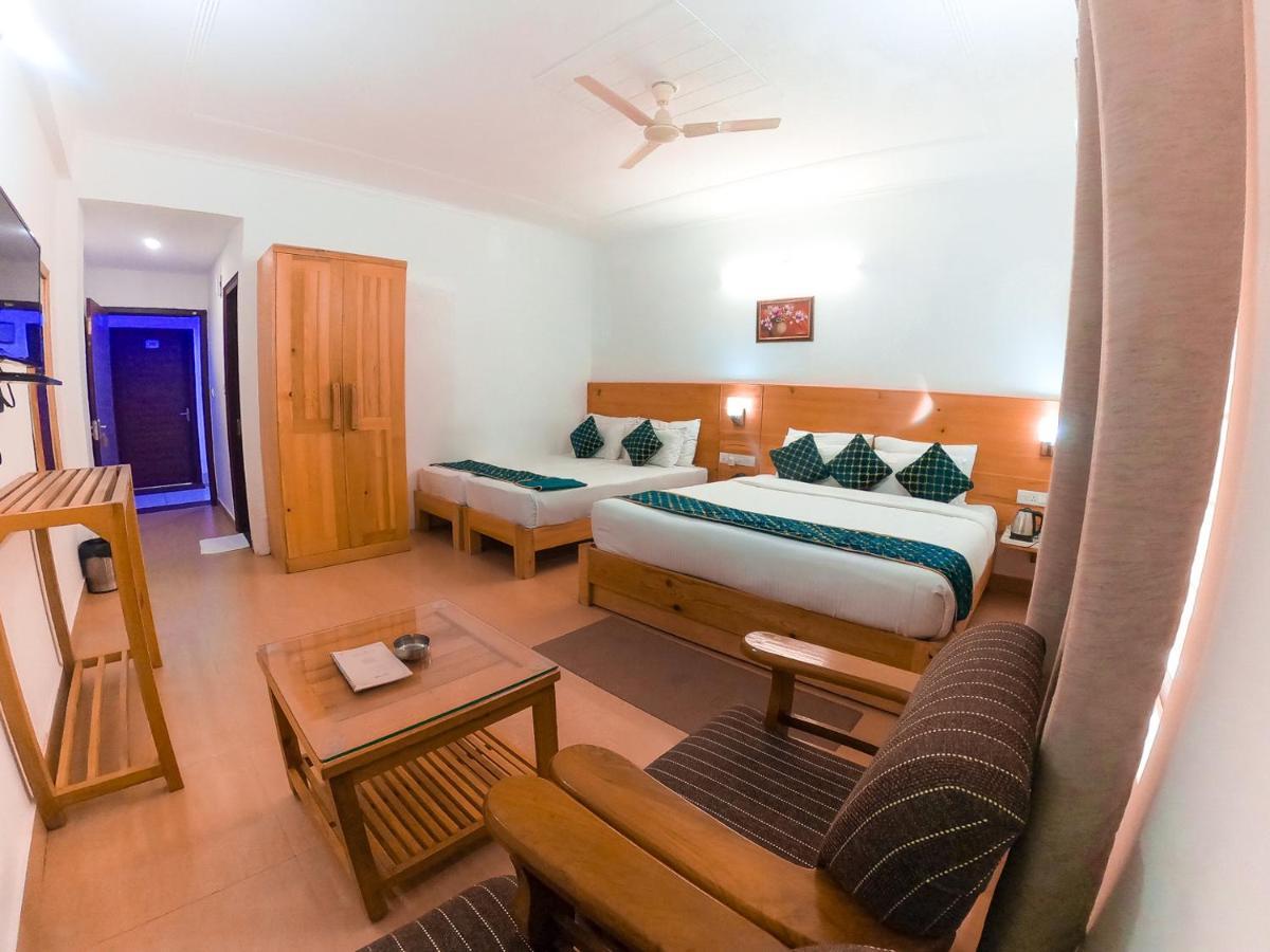 Aeradyo Inn Алмора Екстериор снимка