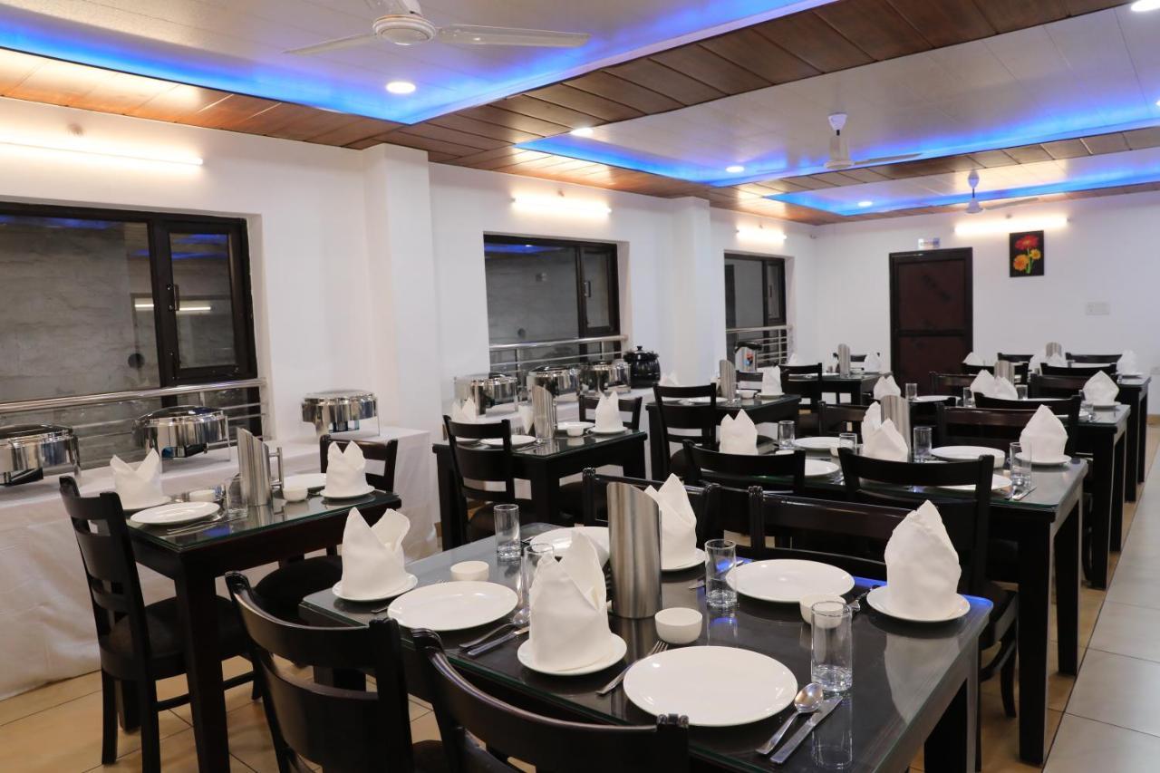 Aeradyo Inn Алмора Екстериор снимка